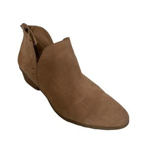 Reaction Kenneth Cole  Side Way Booties